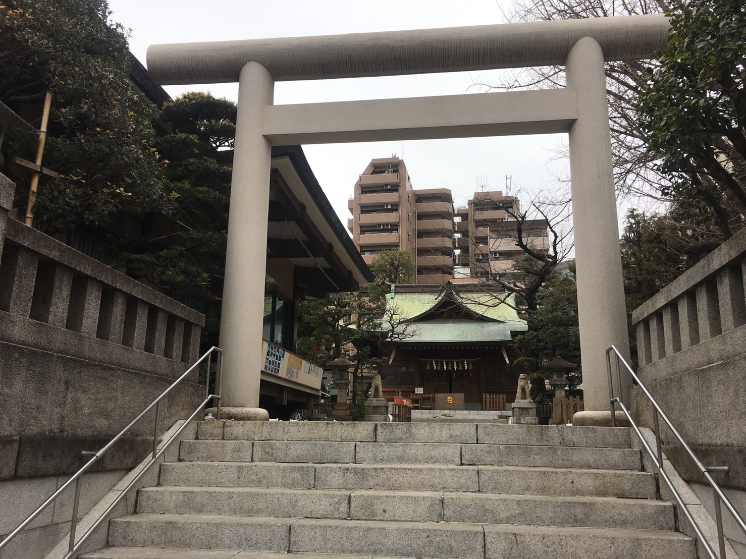 大塚駅南口側の天祖神社2