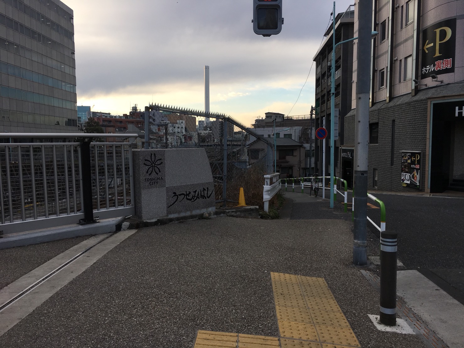 空蝉橋近くの出世稲荷神社への行き方