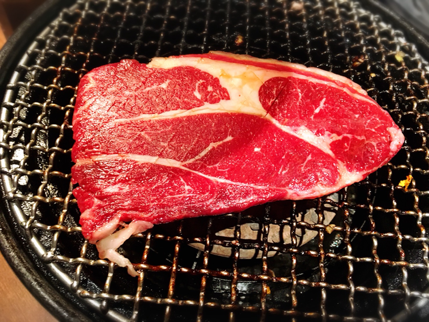 食べ放題は要注意「焼肉本舗 ぴゅあ 池袋店」のお肉