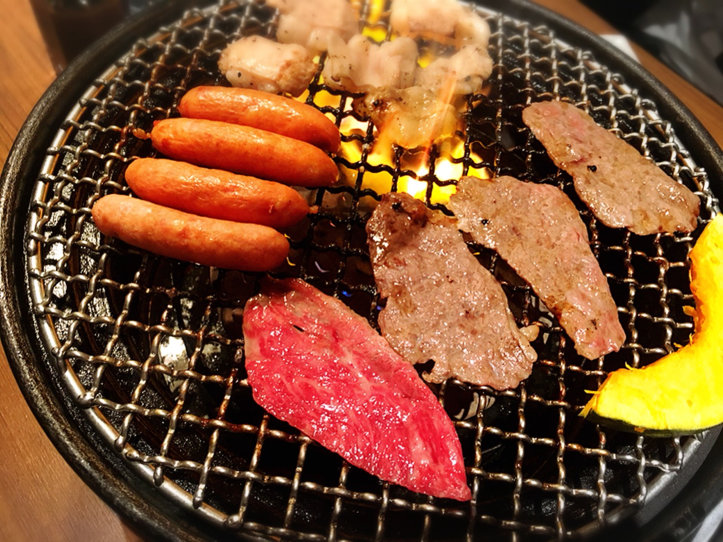 食べ放題は要注意「焼肉本舗 ぴゅあ 池袋店」のお肉