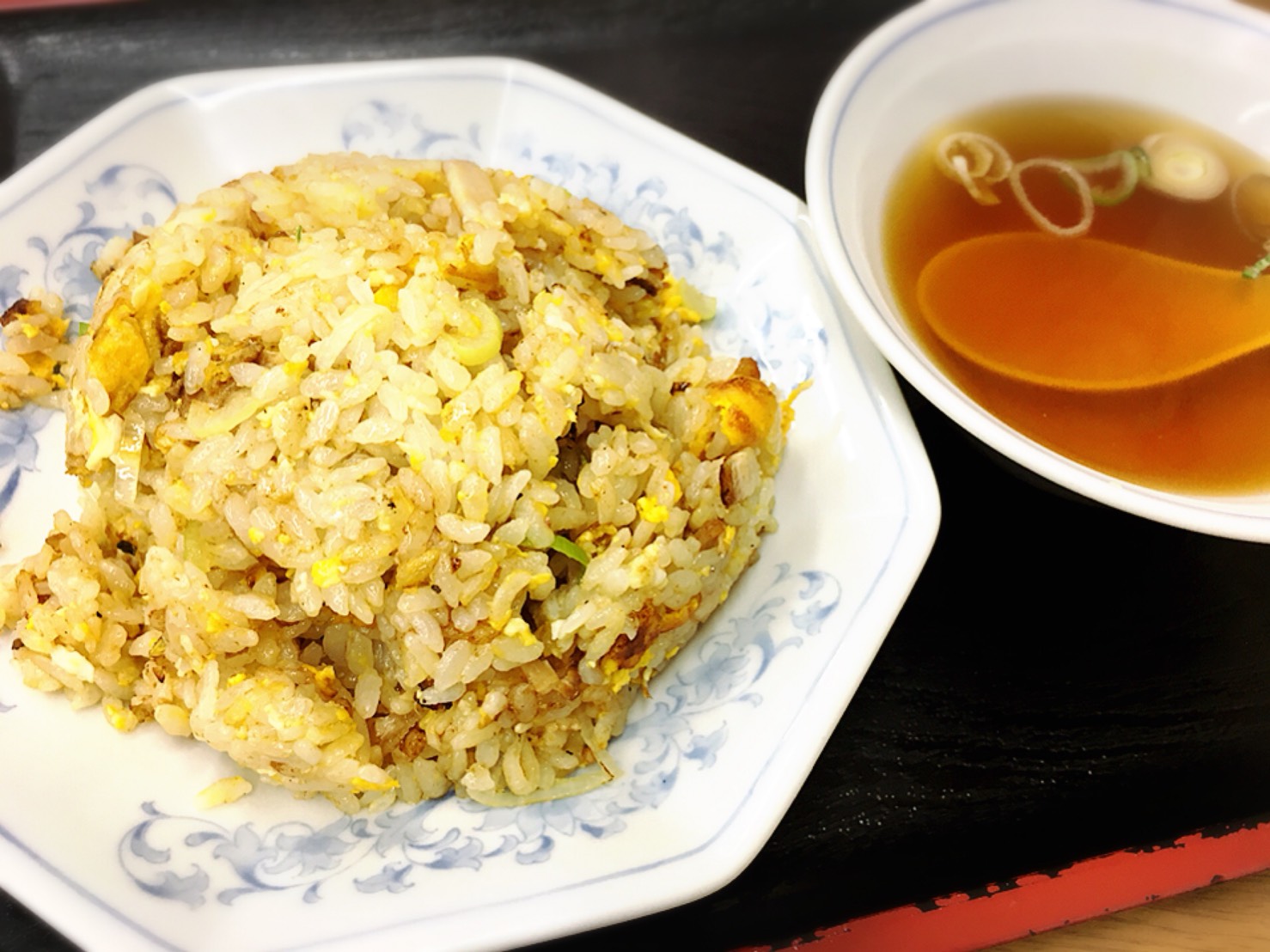 あなどれない...!ニラそばにハマった「福しん 大塚南店」のチャーハン