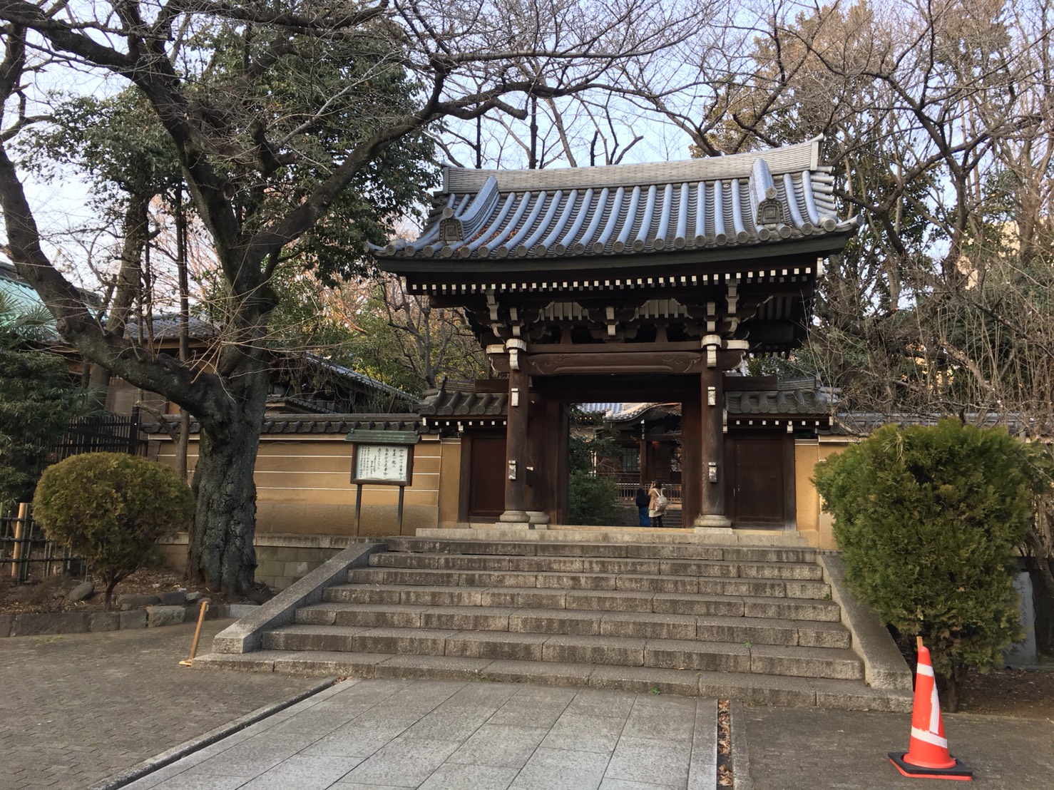 【雑司が谷駅】猫地帯の法明寺・鬼子母神を訪ねる① 【雑司が谷駅】猫地帯の法明寺・鬼子母神を訪ねる①