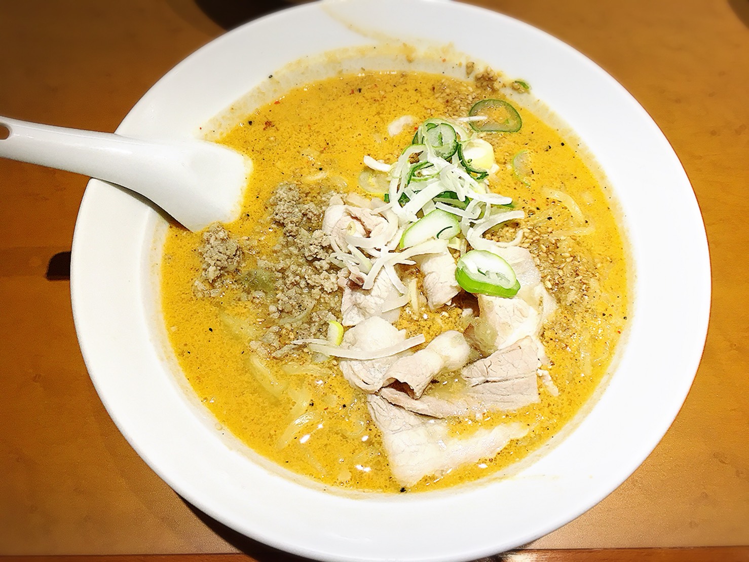 チャーハン美味〜!やさしい中華の「車 大塚本店」の濃厚担々麺