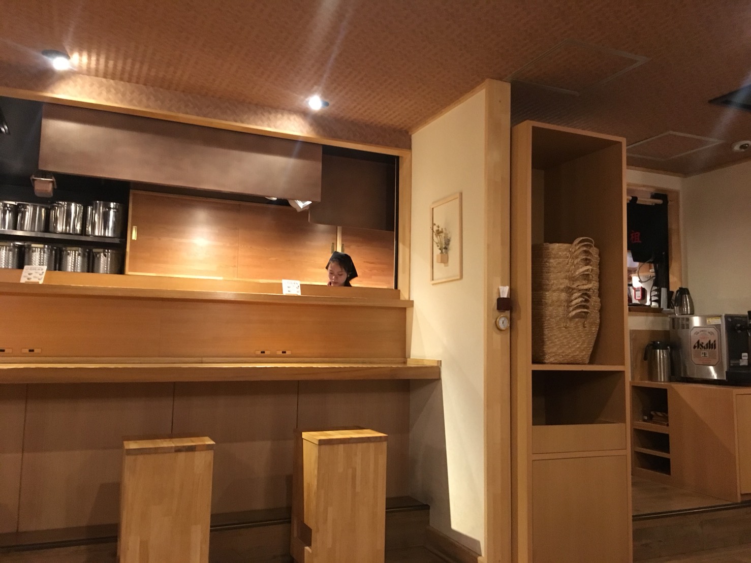 【池袋駅】「元祖めんたい煮込みつけ麺」深夜でも満腹御礼の店内