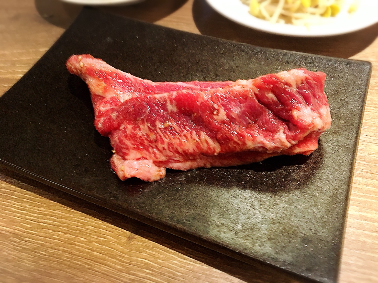 【池袋駅】激おすすめ「焼肉叙庵 サンシャインイン60通り店」のお肉2