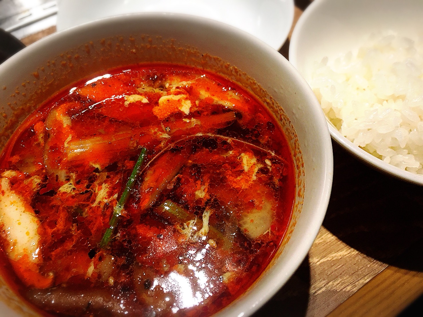 【池袋駅】激おすすめ「焼肉叙庵 サンシャインイン60通り店」のカルビスープとごはん