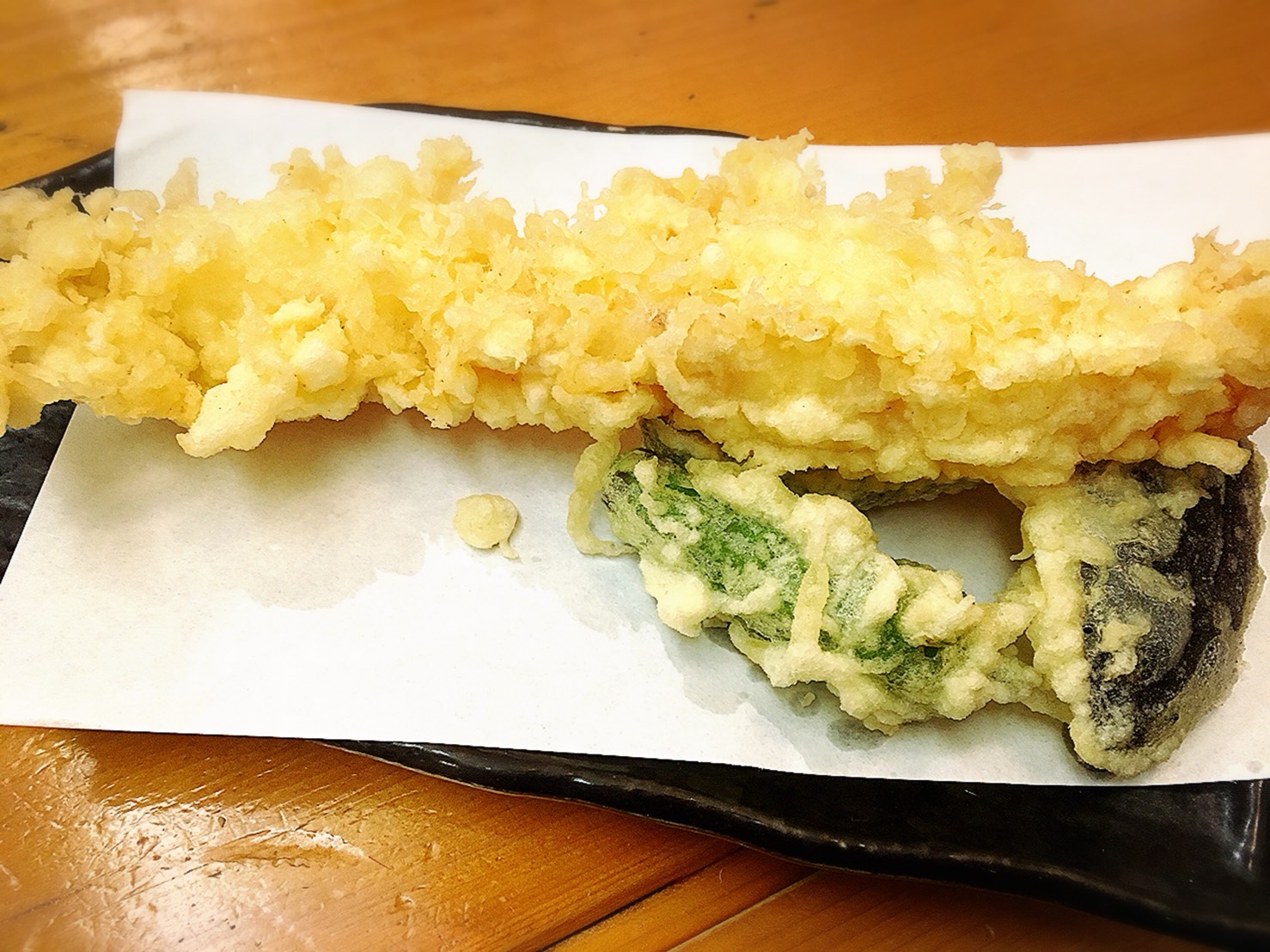 【池袋駅】生蕎麦とだし巻き玉子がしあわせ「浅野屋 池袋駅前本店」の大海老天せいろの天ぷら
