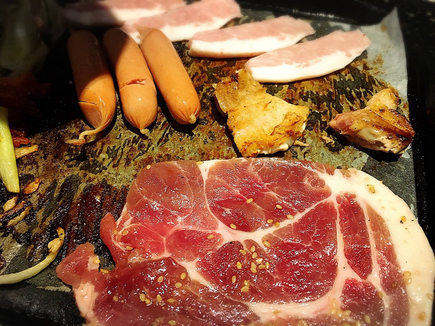【池袋駅】学生多し!満腹に食べまくりたいひと向け「トンチュヤ 池袋東口店」 【池袋駅】学生多し!満腹に食べまくりたいひと向け「トンチュヤ 池袋東口店」