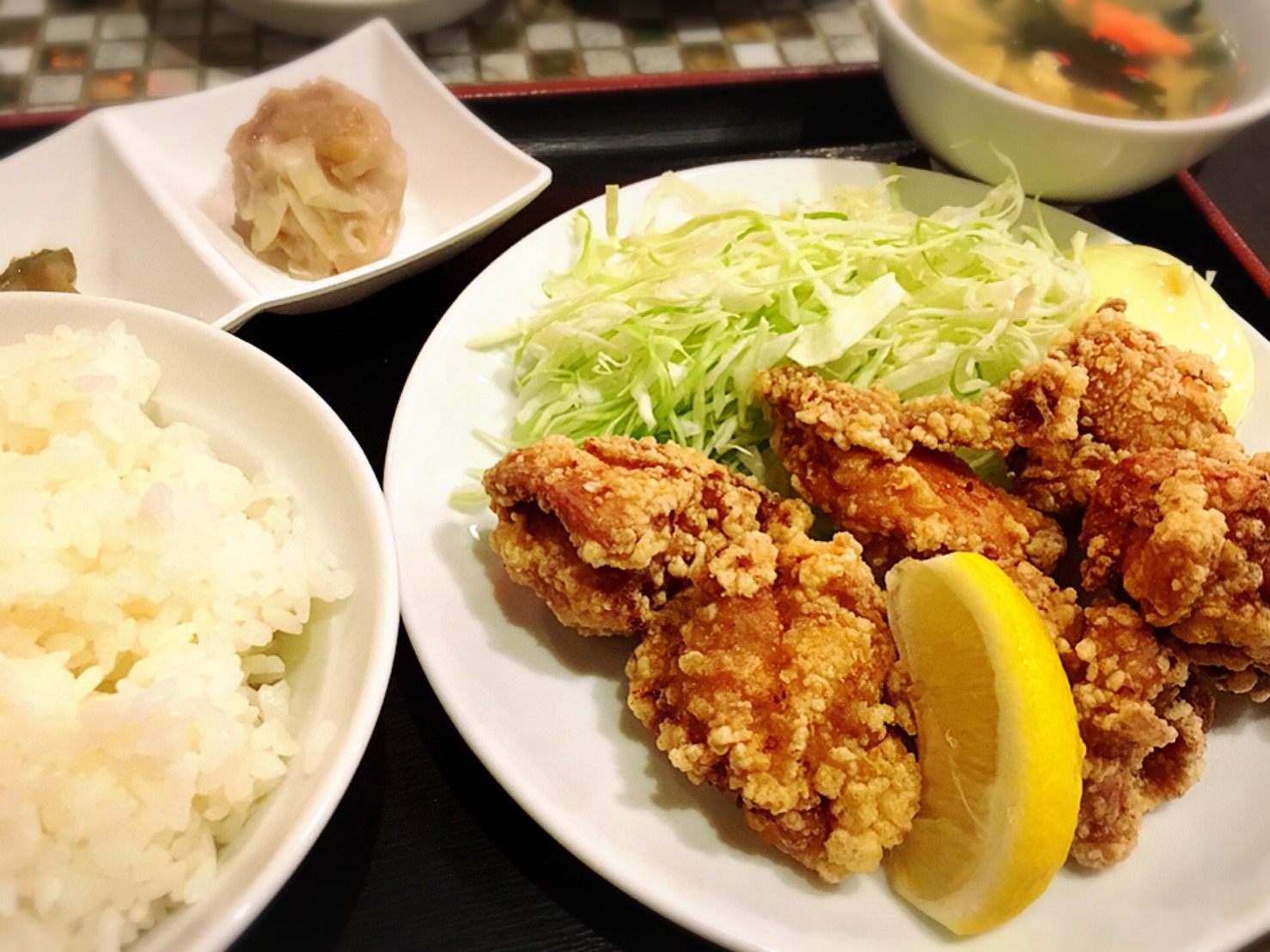 【大塚駅】新発見!美味しい焼売を堪能しよう「野田焼売店 大塚店」の追記:唐揚げ定食