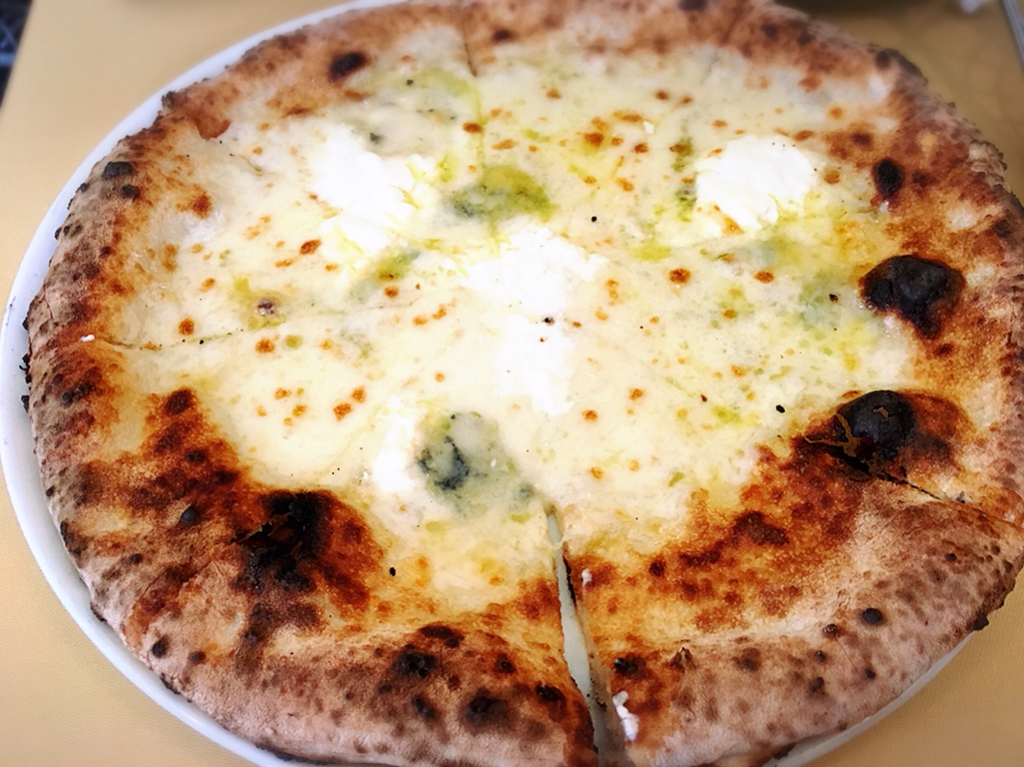 【後楽園駅】本格薪窯ナポリピとパスタ「マルデナポリ ラクーア店」お店の雰囲気なんか好き 【後楽園駅】本格薪窯ナポリピとパスタ「マルデナポリ ラクーア店」お店の雰囲気なんか好き