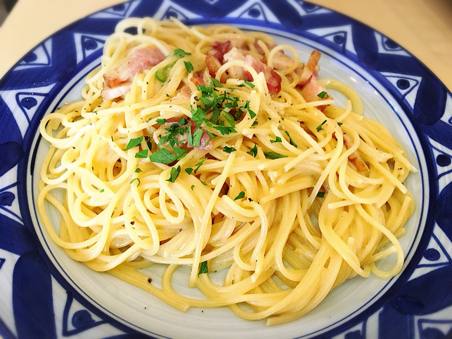 【後楽園駅】本格薪窯ナポリピザとパスタ「マルデナポリ ラクーア店」のカルボナーラ