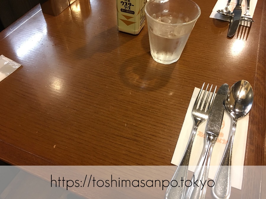 【上野駅】高速上野散歩を提案!大満足の絶品洋食「たいめいけん」のあとに上野動物園で超エンジョイのたいめいけんのテーブル