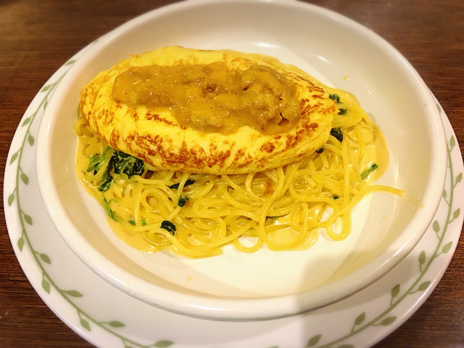 【池袋駅】おっとり系イタリアン「トラットリア・コン・アマーレ」の雲丹づくしの生パスタオムレツ1