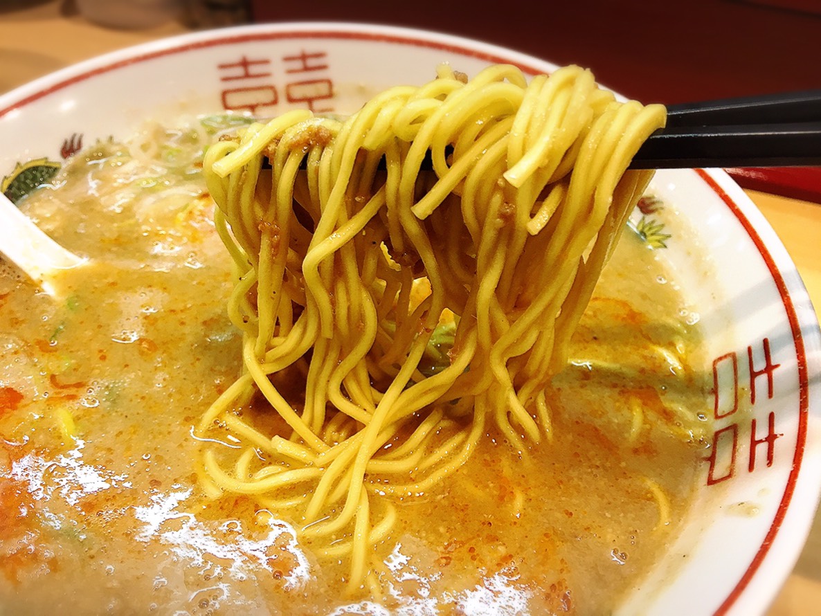【池袋駅】えなにこれ?美味しい!「博多拉担麺 まるたん 池袋店」の拉担麺ズーム