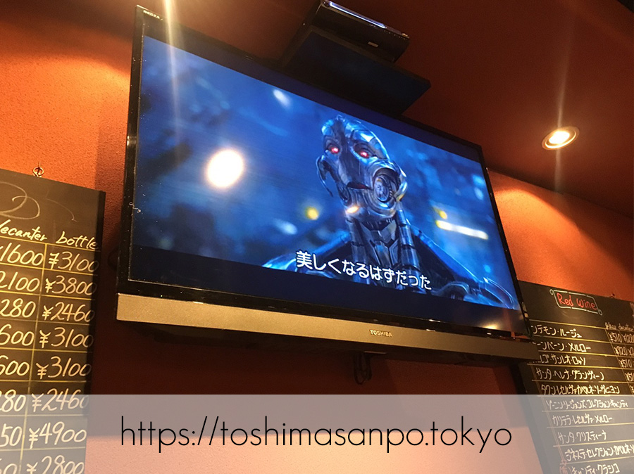 【大塚駅】コスパ悩ましい...カジュアルイタリアン「マイアミパティオ」の店内テレビ