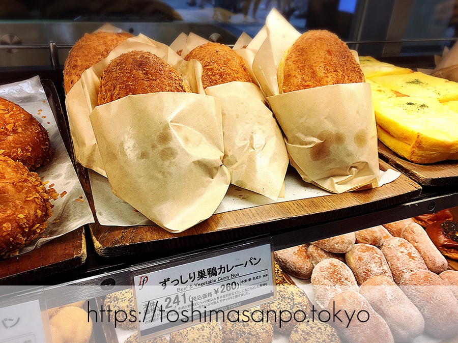 【池袋駅】毎日食べたい!「ヴィ・ド・フランス」のパン超愛してる!のヴィ・ド・フランス池袋店の追記:ずっしり巣鴨カレーパン