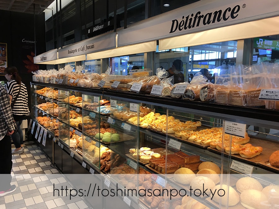 【池袋駅】毎日食べたい!「ヴィ・ド・フランス」のパン超愛してる!のヴィ・ド・フランス池袋店の追記:デリフランス アトレヴィ巣鴨店の店内