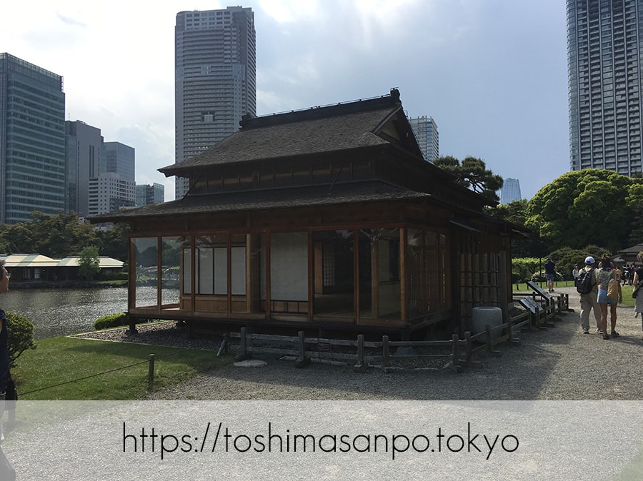 【汐留駅】水上バスにも乗れる!東京湾から繋がる江戸時代の広大な庭園「浜離宮恩賜庭園」の風情。の浜離宮恩賜庭園の松の御茶屋