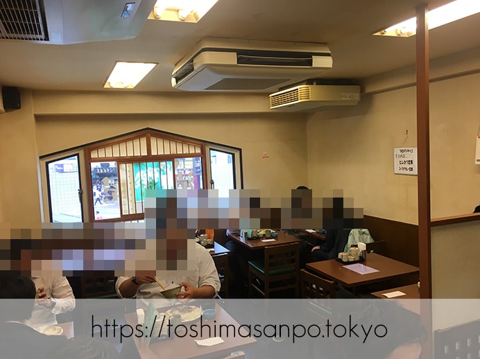 【池袋駅】ガッツリの食べ応え!ランチに食べたいボリューム満点・胃袋大満足のとんかつは「清水屋」の店内