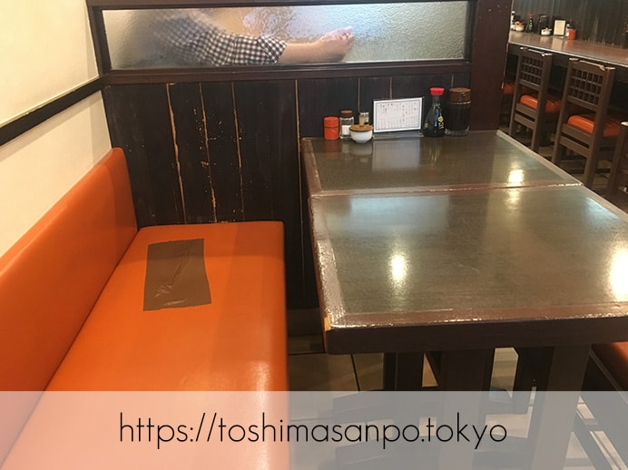 【巣鴨駅】ちょっとリッチだけど見事な美味さ〜!絶品の脂身とやわらかいヒレに感動した「とん平」の店内2